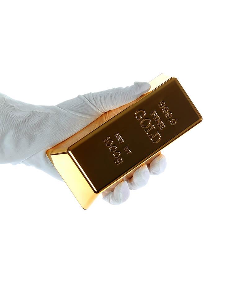 Yellow Gold ring detail