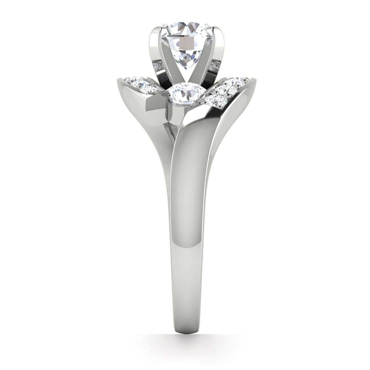 Bea in Platinum — view 4