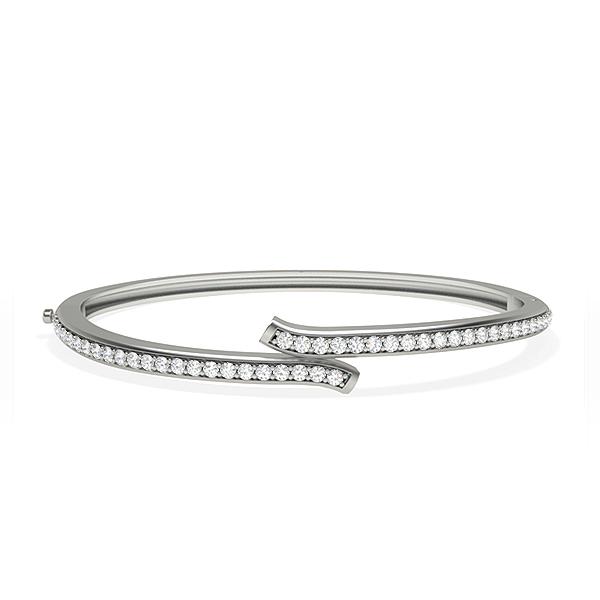 Nishka in 18k White Gold