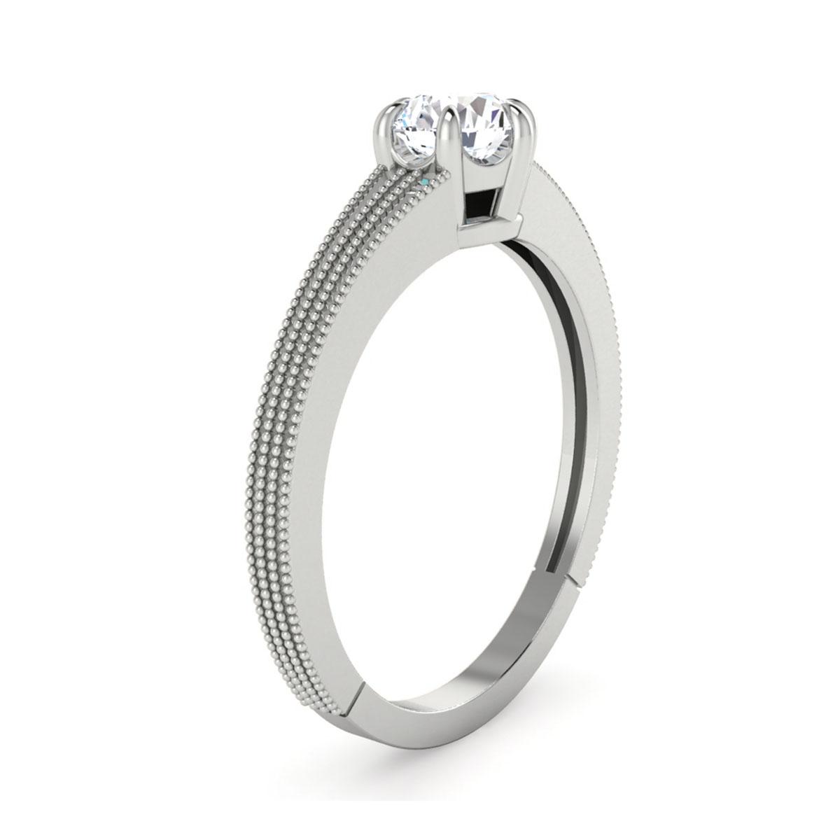 Juli in Platinum — view 3