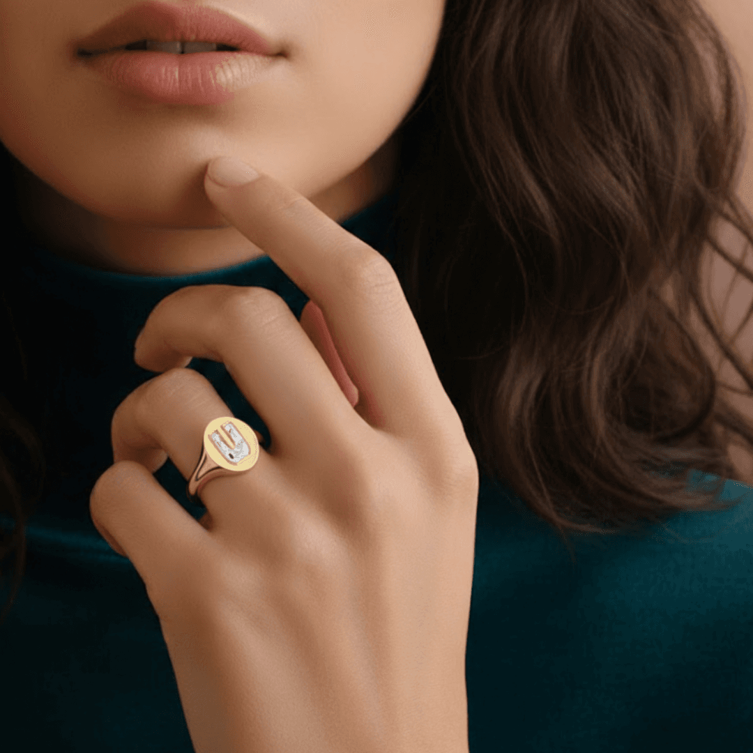U Letter Alphabet Signet Ring — view 2