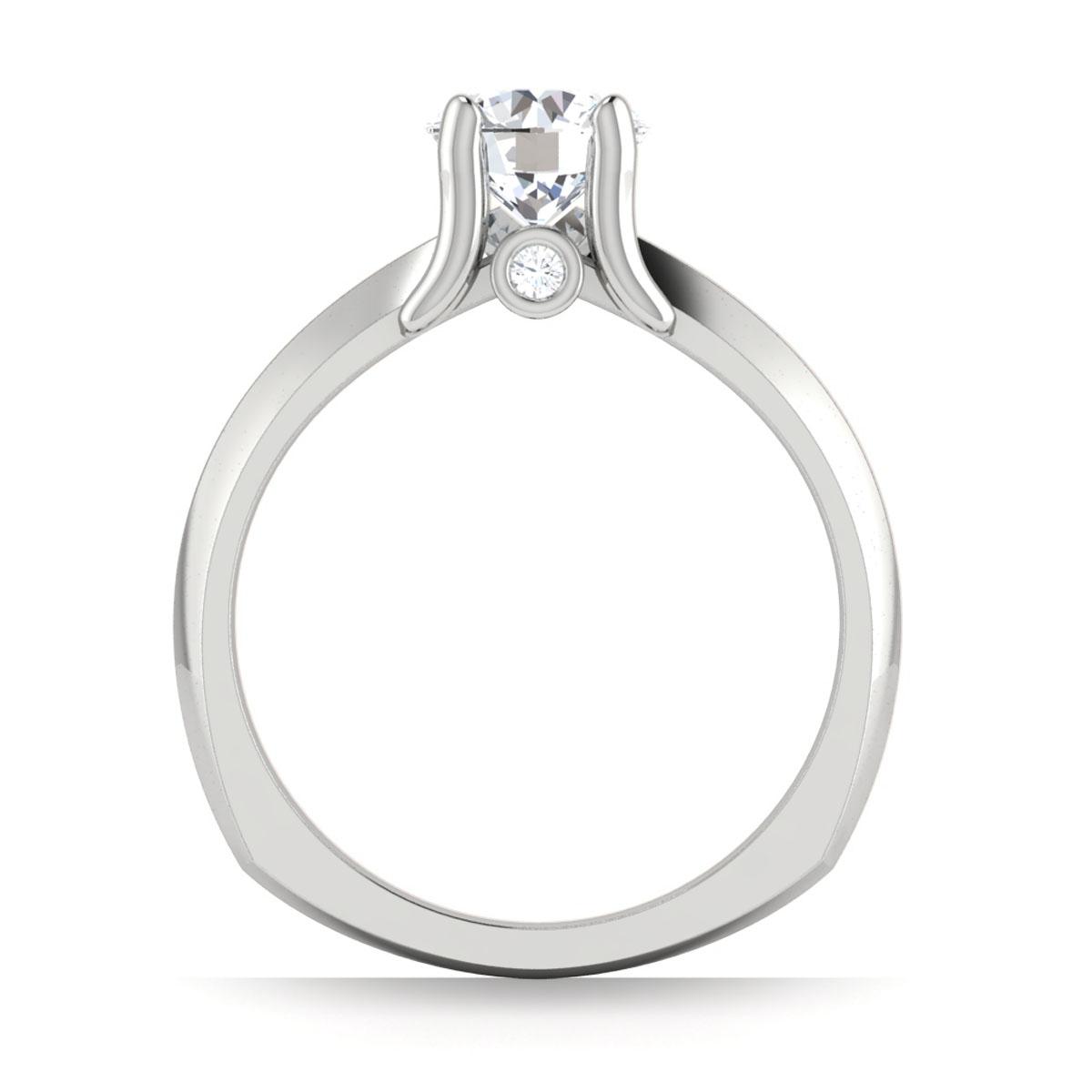 Lilah in Platinum — view 2