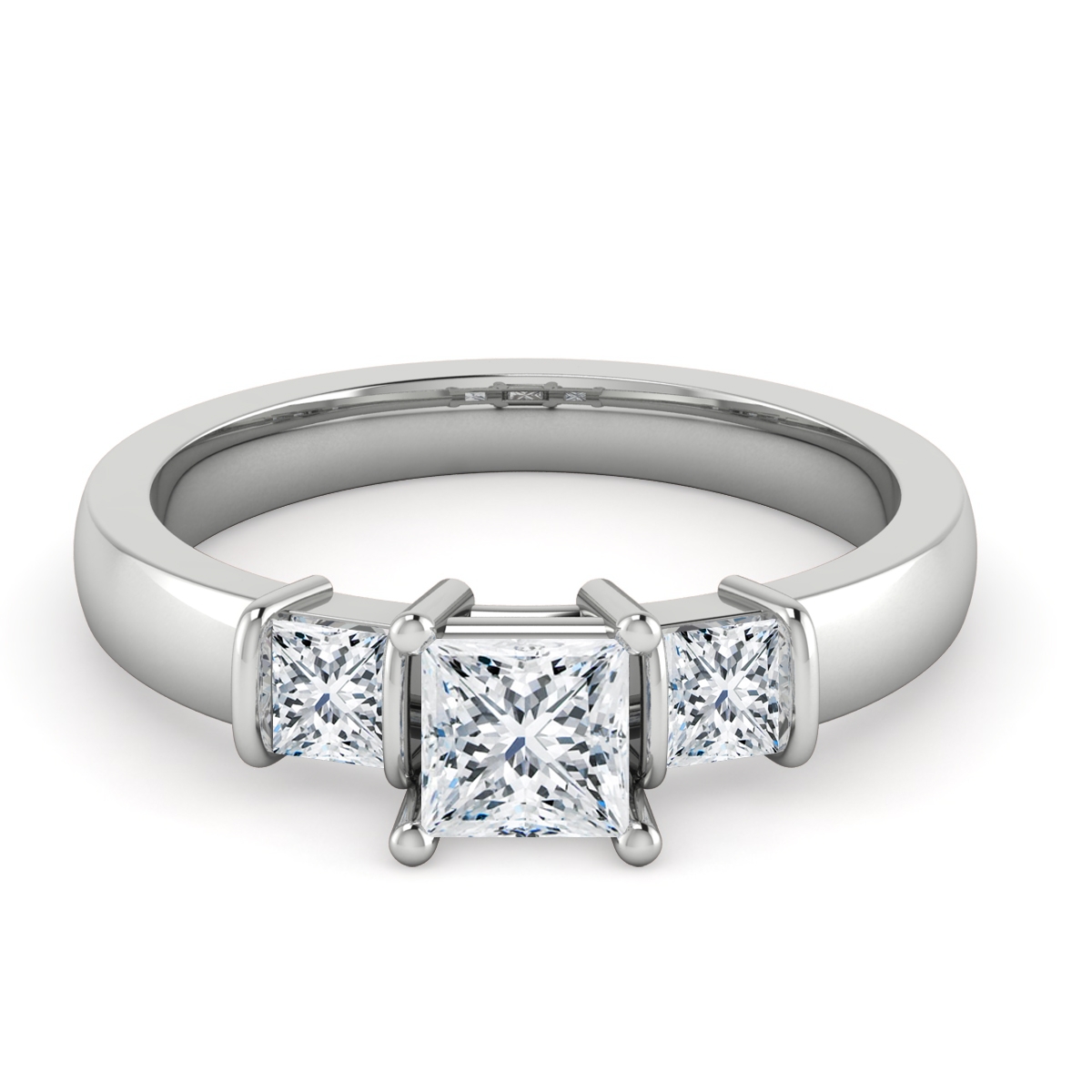 Holly in 18k White Gold