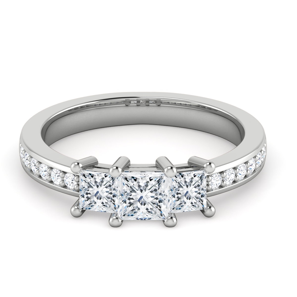 Julia in 18k White Gold