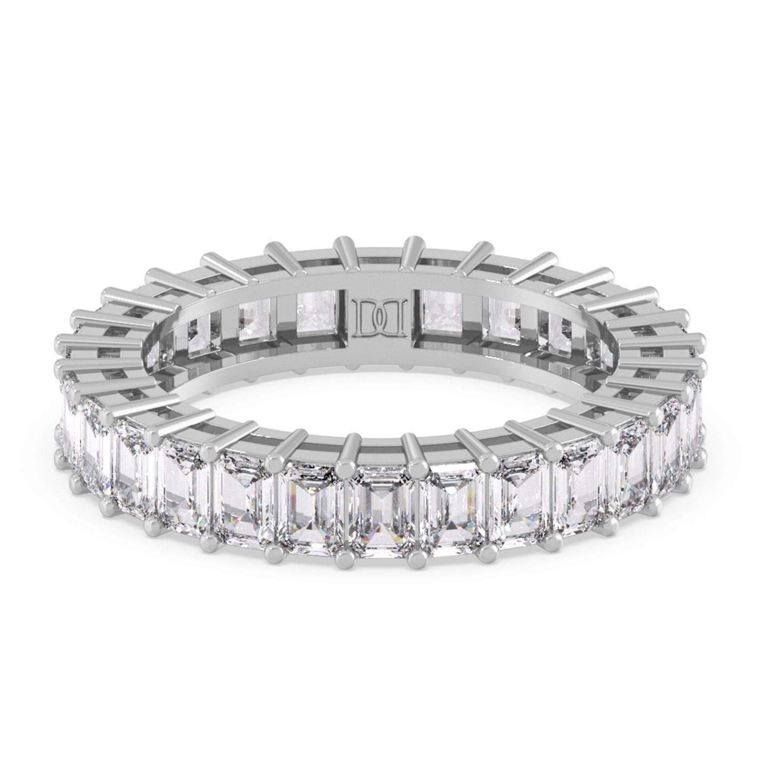 Brandy in 18k White Gold