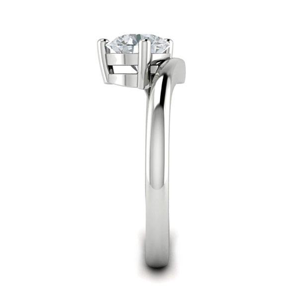 Lia in Platinum — view 4