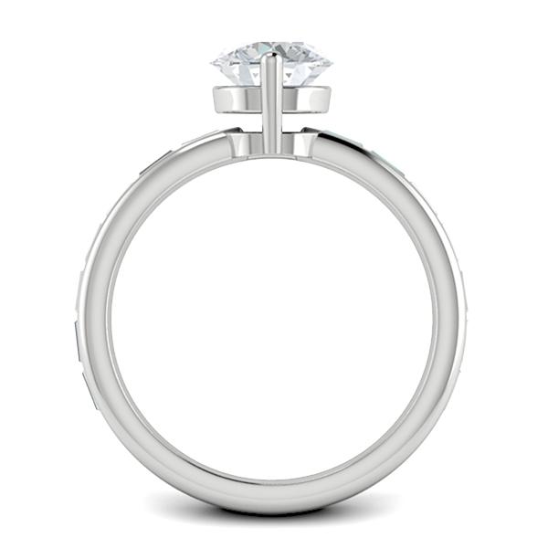 Keelin in Platinum — view 2